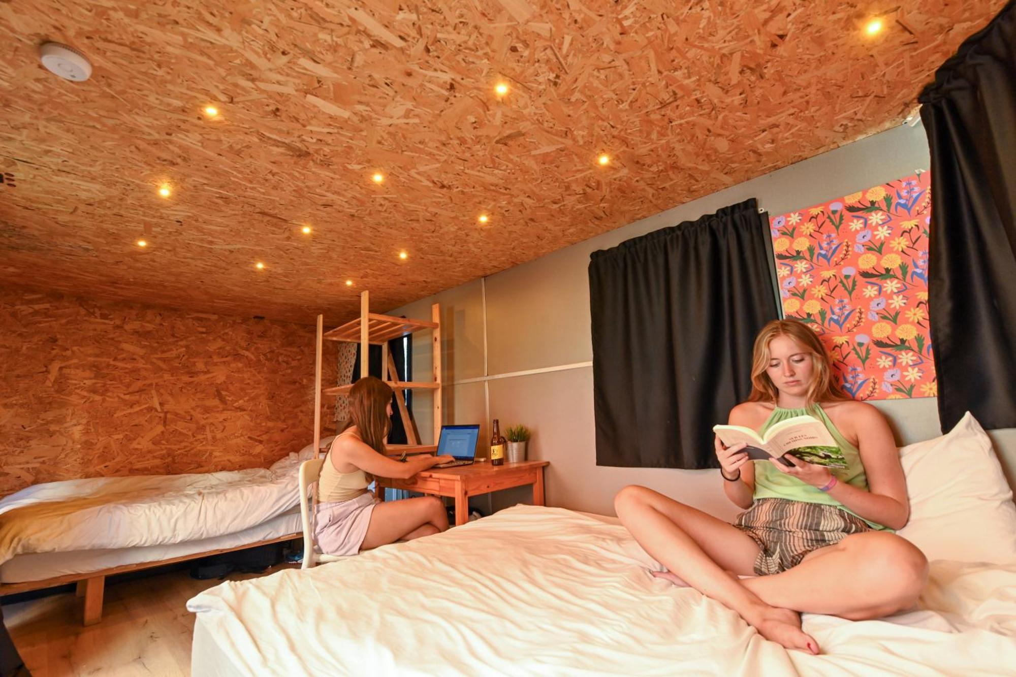Caravan Hostel Tel Aviv By Roger Age 18-45 Ngoại thất bức ảnh