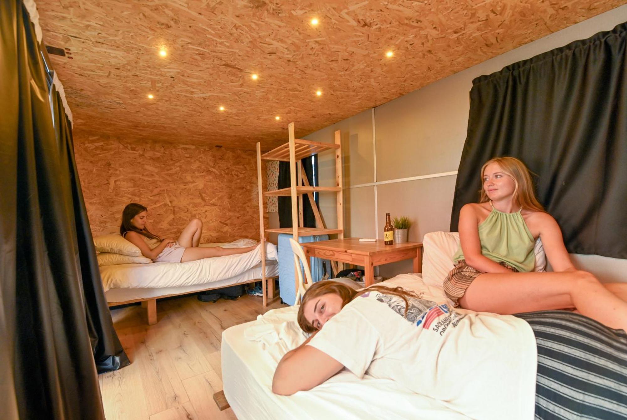 Caravan Hostel Tel Aviv By Roger Age 18-45 Ngoại thất bức ảnh